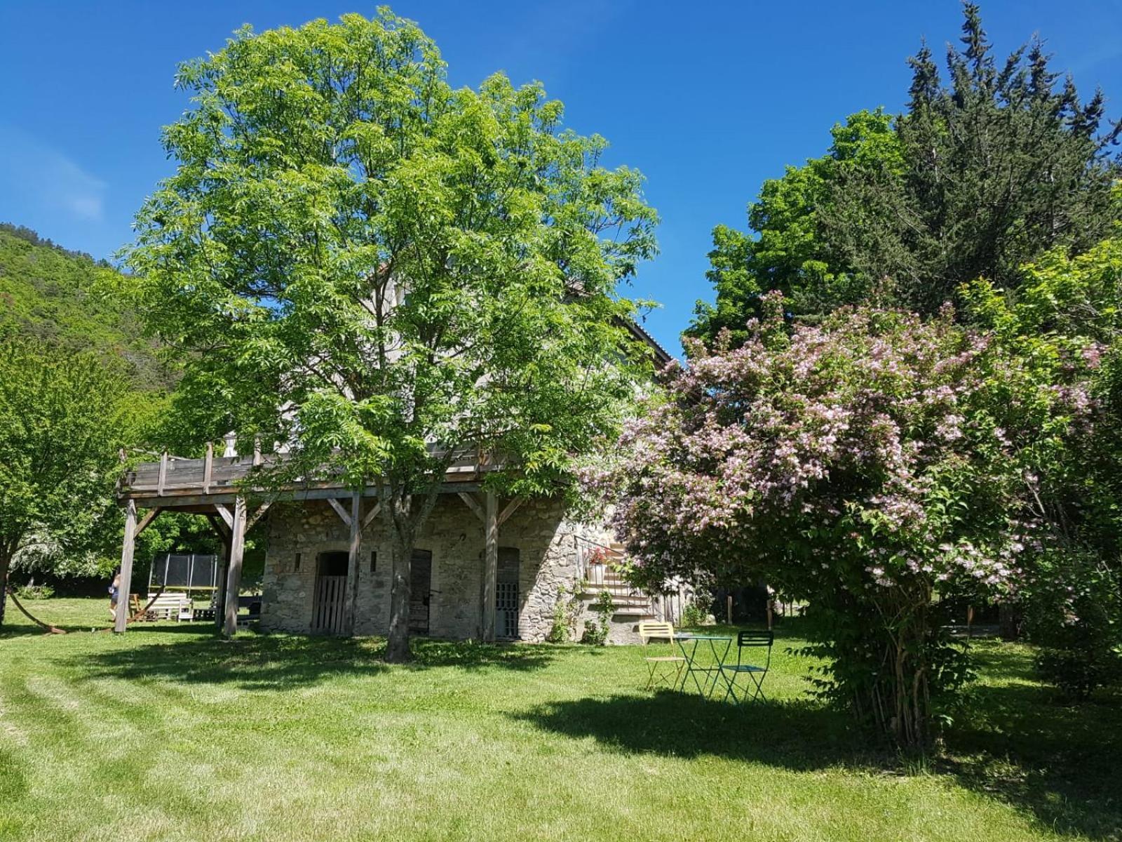 Les Gites Du Saro Chabestan Exterior foto